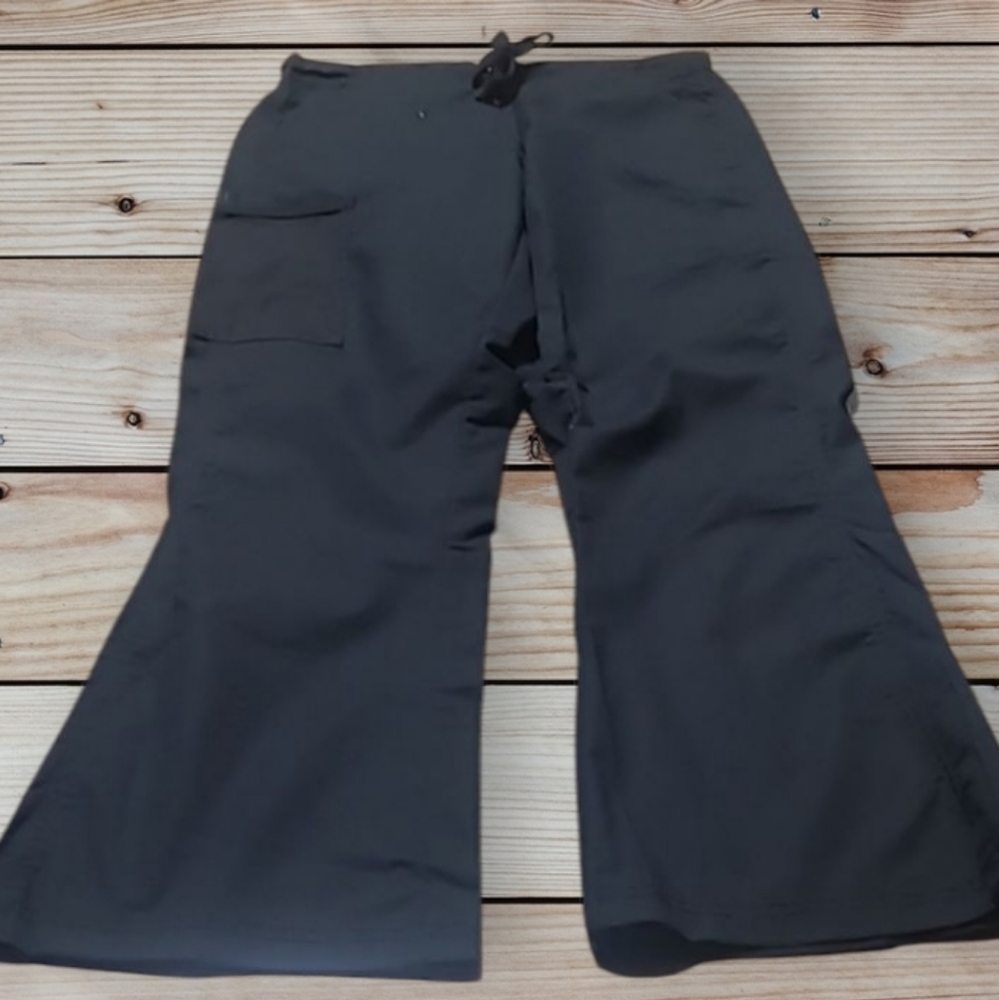 WOMEN'S SPREAD GOOD CHEER! SCRUB PANTS